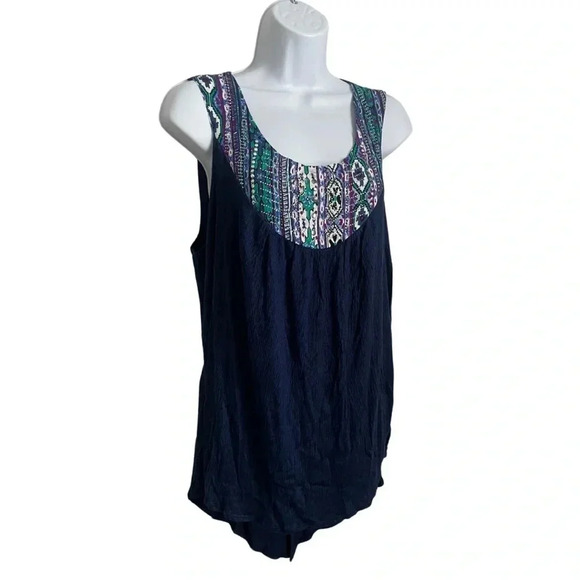 Stoosh Sleeveless Navy Blue Top NWT with colorful Patterned Neckline - Size 1X - Picture 4 of 5